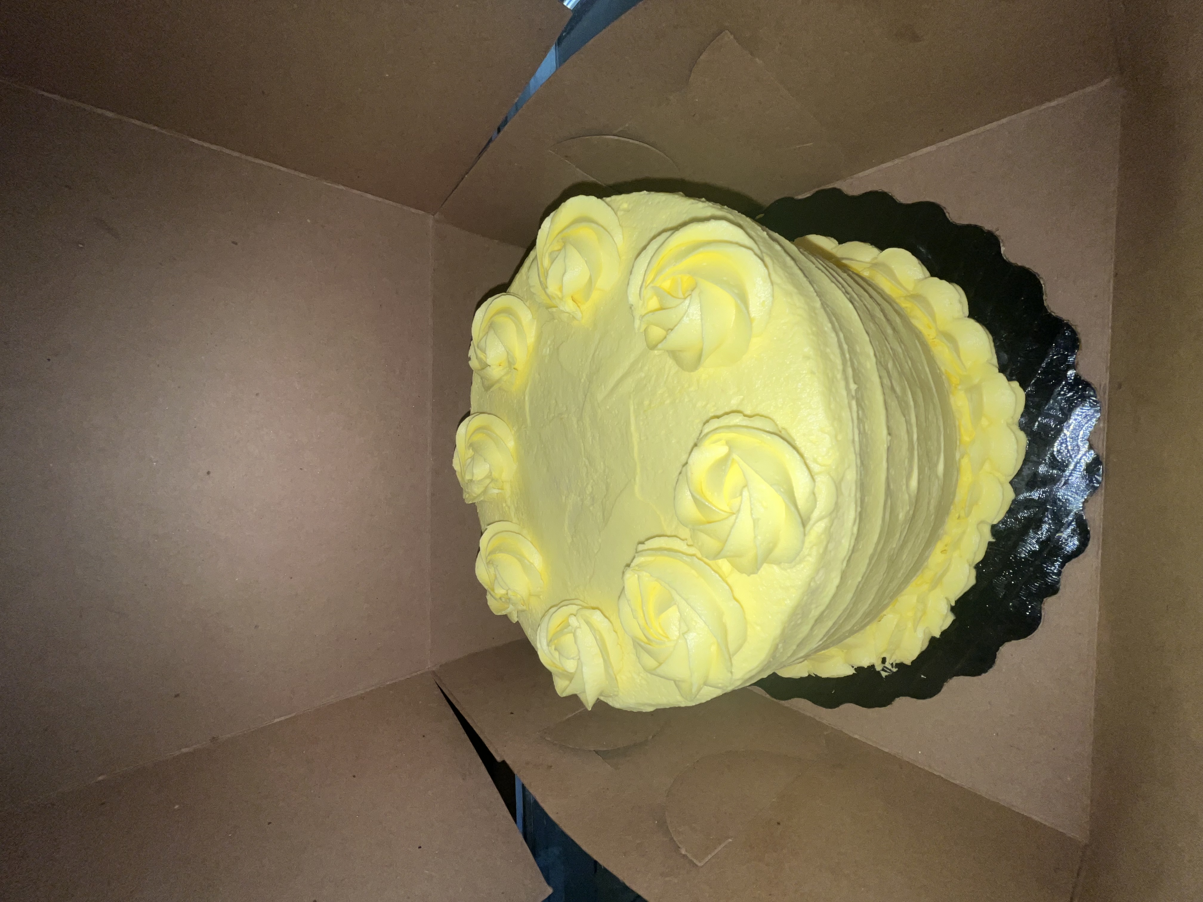 Leom-Flavored, Custom Cake